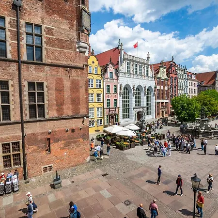 Naptun Old Town By Alqueen