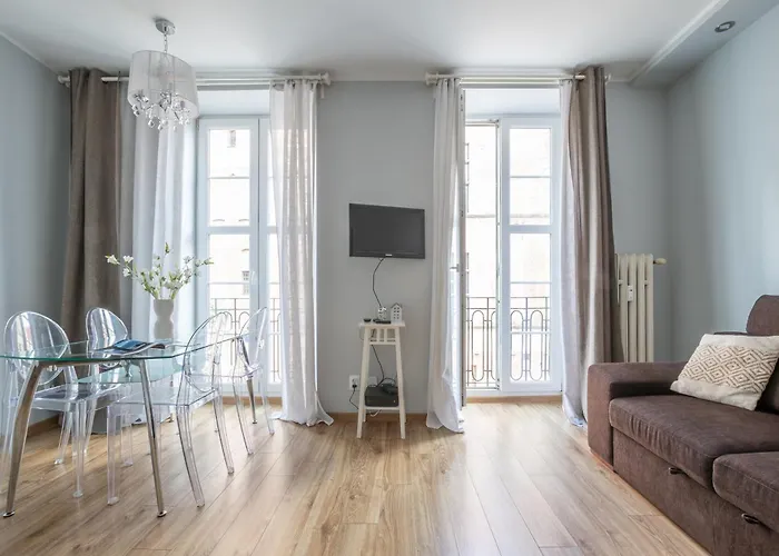 Naptun Old Town By Alqueen 그단스크