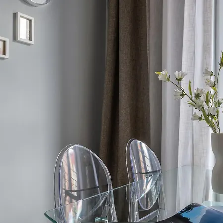 Apartment Naptun Old Town By Alqueen *