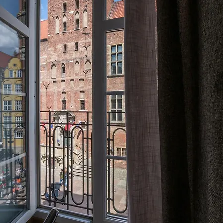 Naptun Old Town By Alqueen *