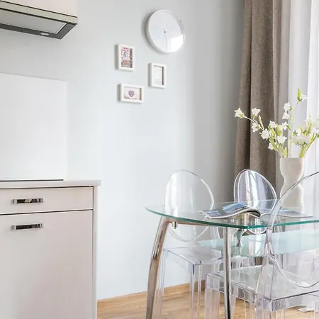 Naptun Old Town By Alqueen Apartment Danzig