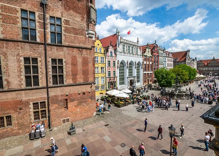 Naptun Old Town By Alqueen